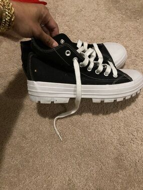 SHEIN Black and White Platform Lace-Up Sneakers